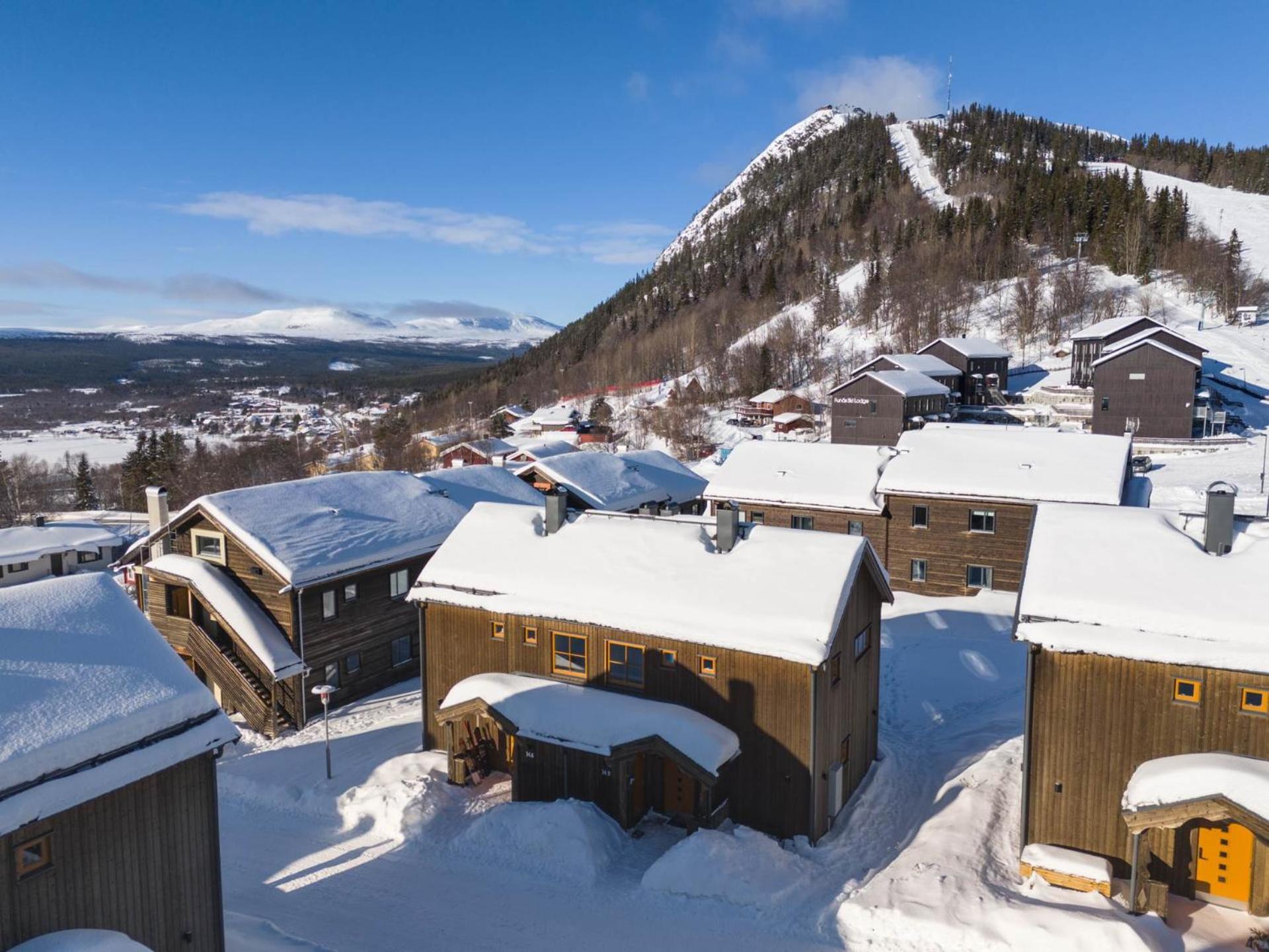 Funaesdalsporten Funaesdalen Esterno foto