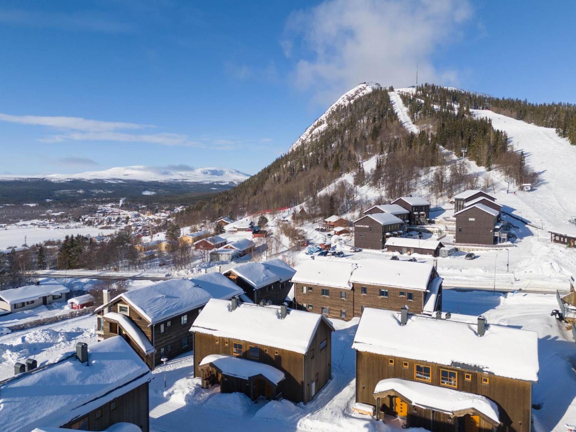 Funaesdalsporten Funaesdalen Esterno foto